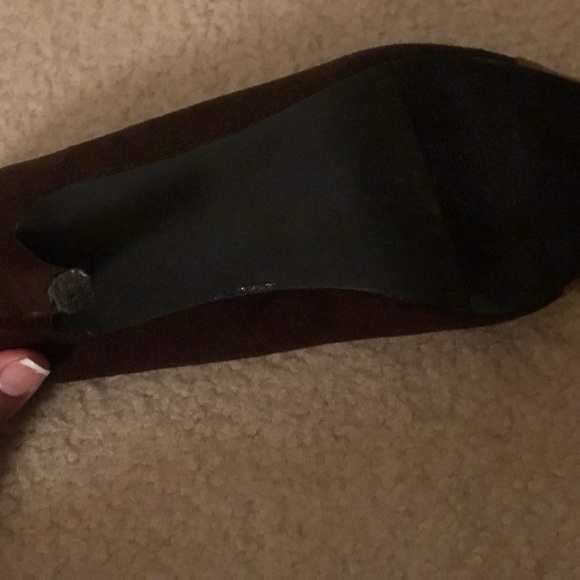 ANDIAMO Delish # 752225. Brown/ 2 tone Flower Pumps Heels Shoes Size 10M. - Picture 4 of 9